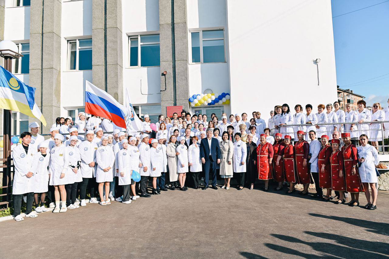 Республиканский базовый медицинский колледж раднаева. Республиканский базовый медицинский колледж им э.р Раднаева где